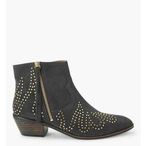 Paloma studded suede boots size 38 7.5